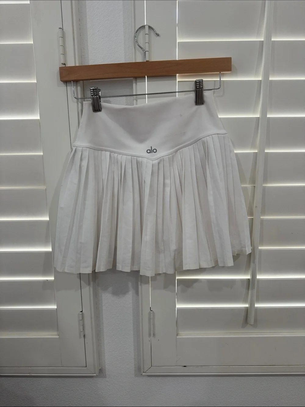 ALO Yoga White Pleated Skater Skirt